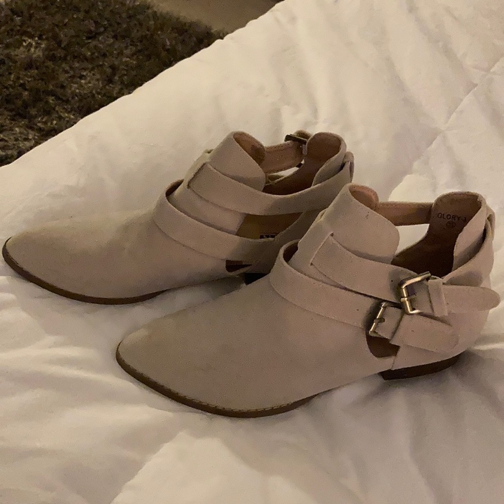 Booties never worn